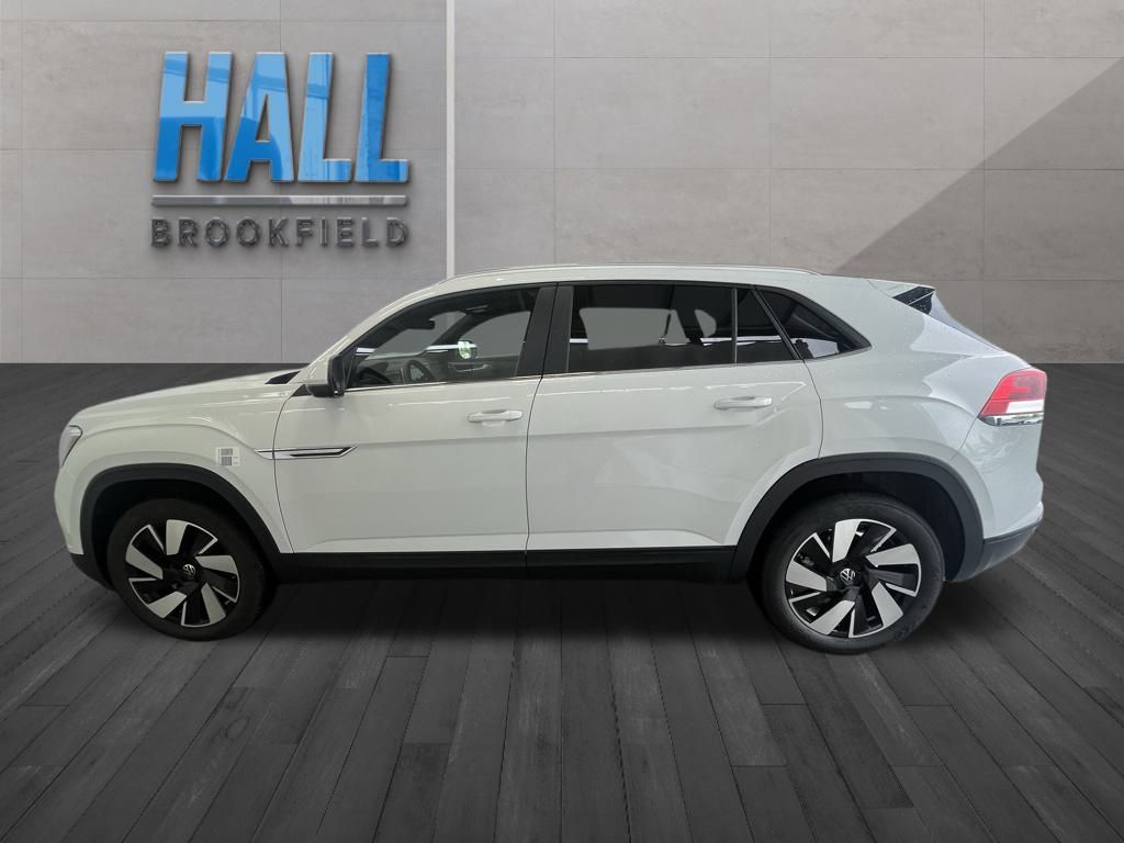 2025 Volkswagen Atlas Cross Sport SE Technology photo 2
