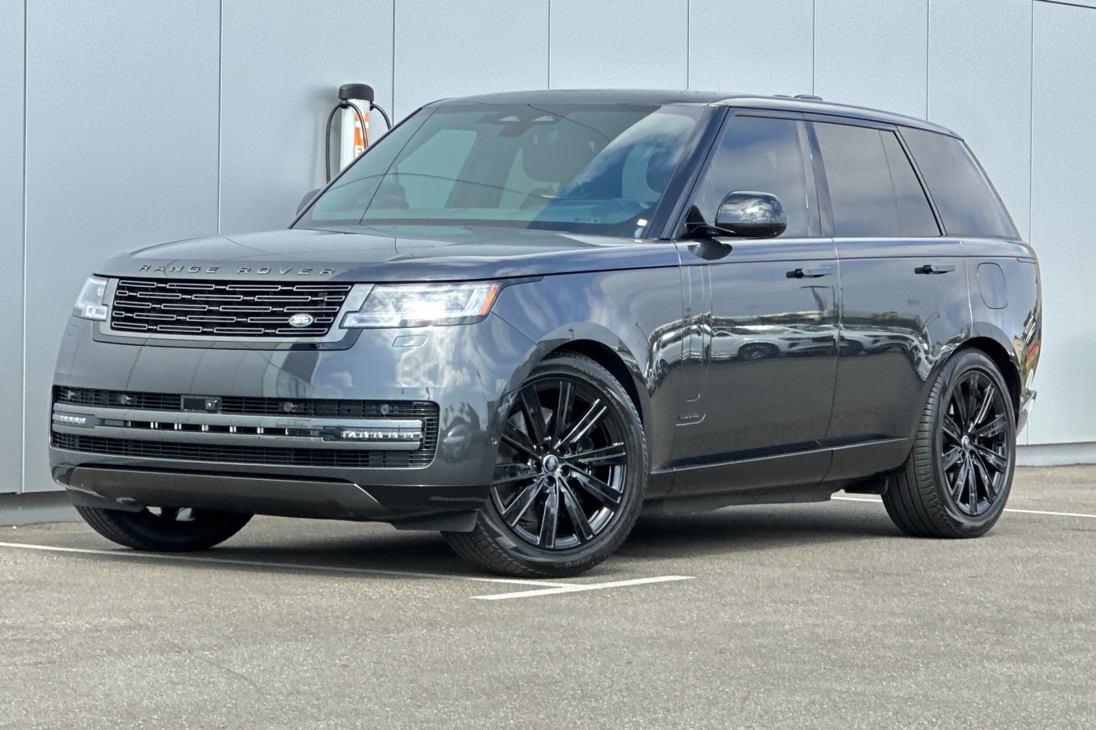 2024 Land Rover Range Rover Autobiography's photo