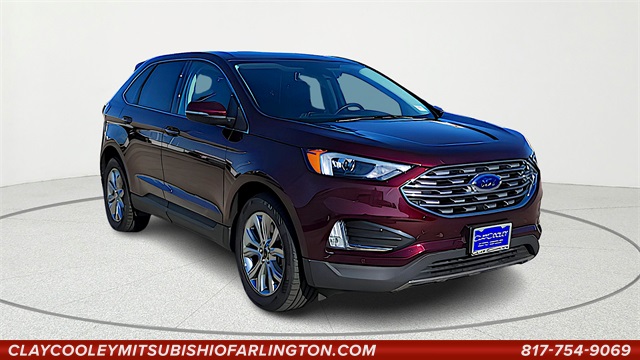 2024 Ford Edge Titanium's photo