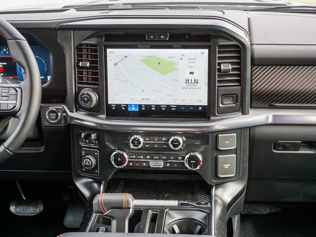 2025 Ford F-150 Raptor photo 15