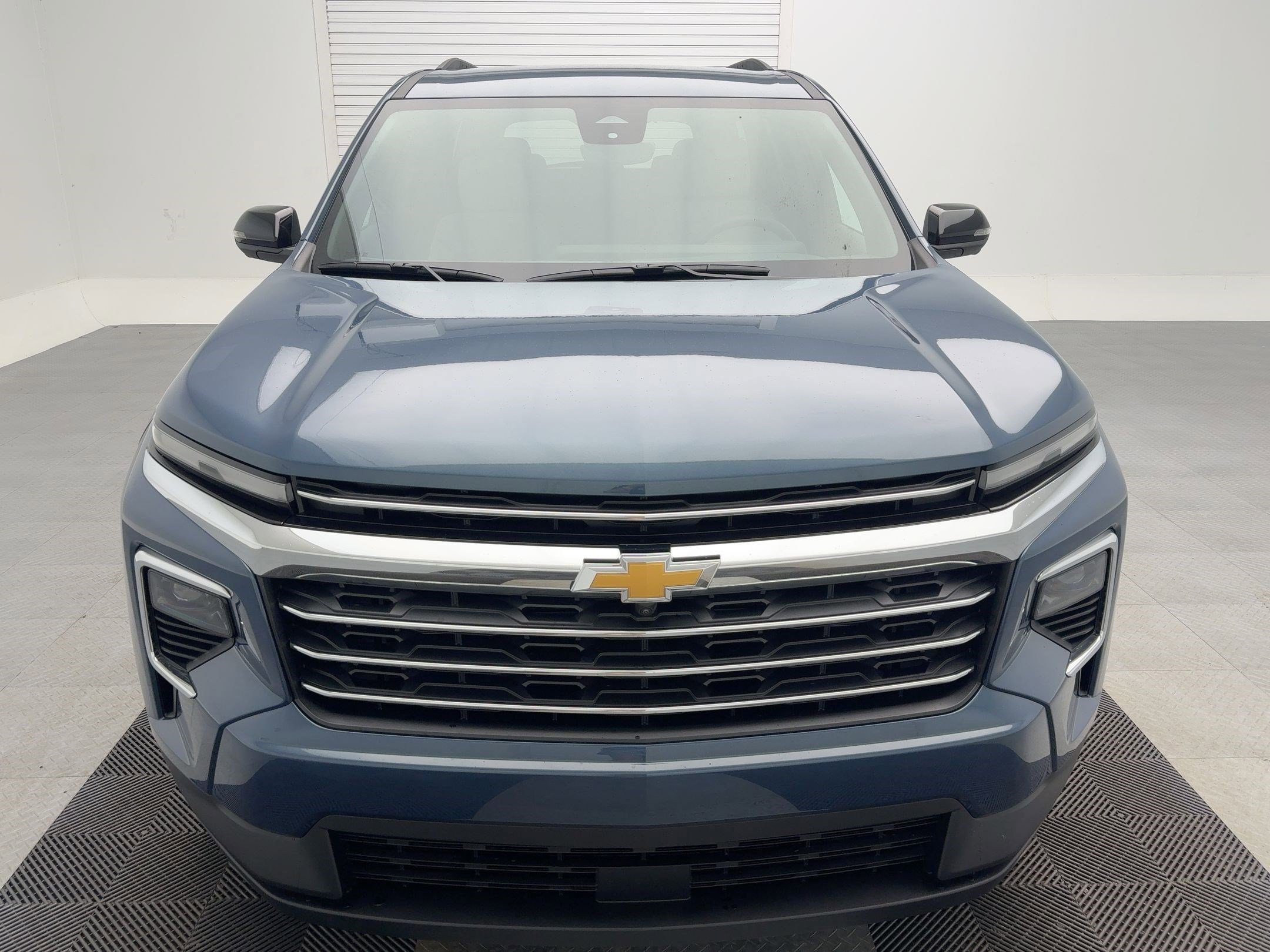 2026 Chevrolet Traverse photo 6
