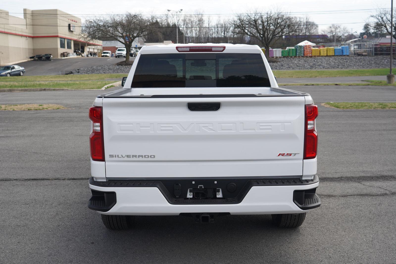 2025 Chevrolet Silverado 1500 RST photo 4