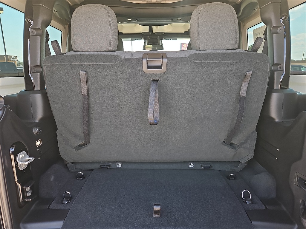 2025 Jeep Wrangler Sport S photo 10