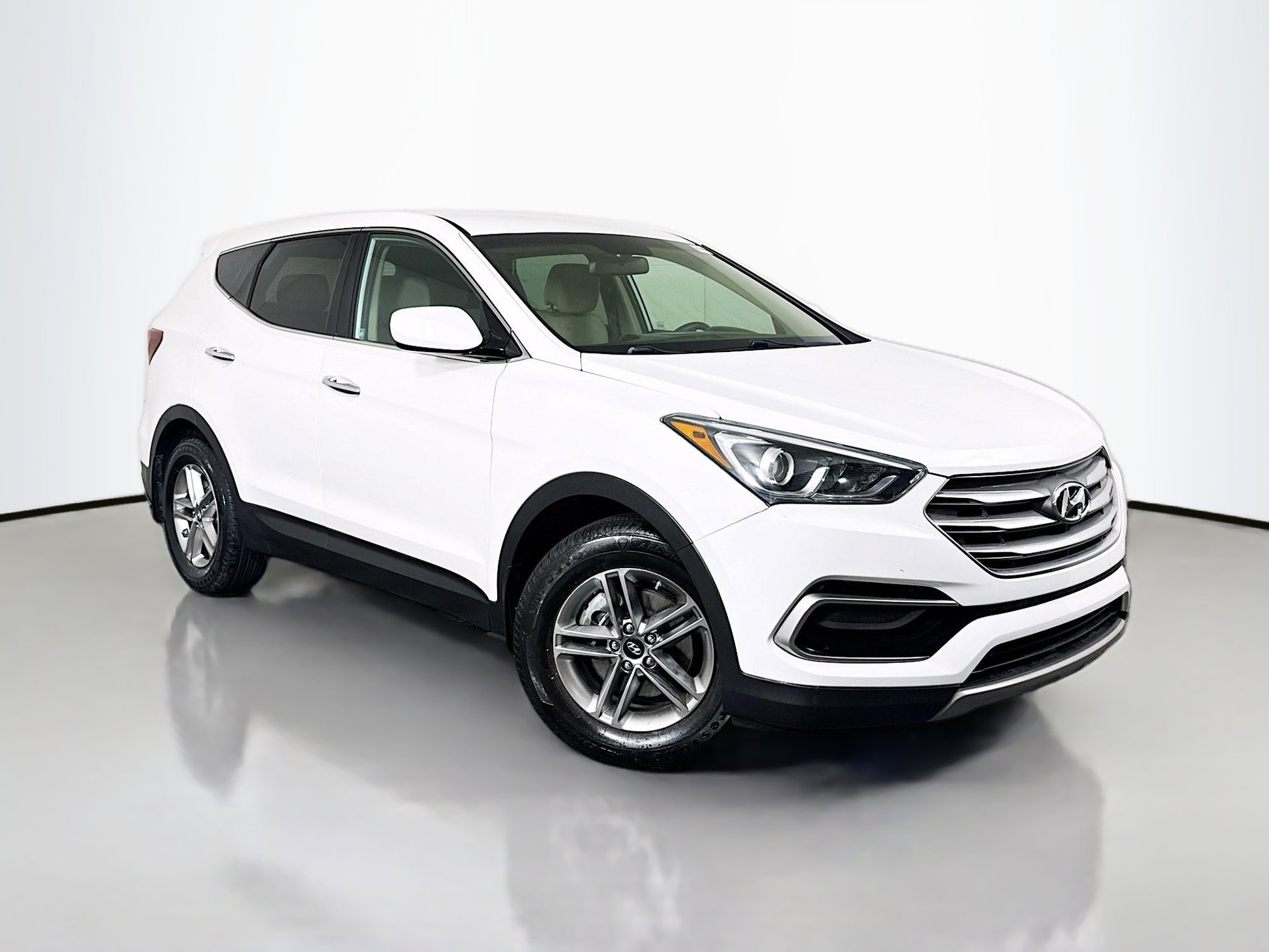 2017 Hyundai Santa Fe Sport's photo