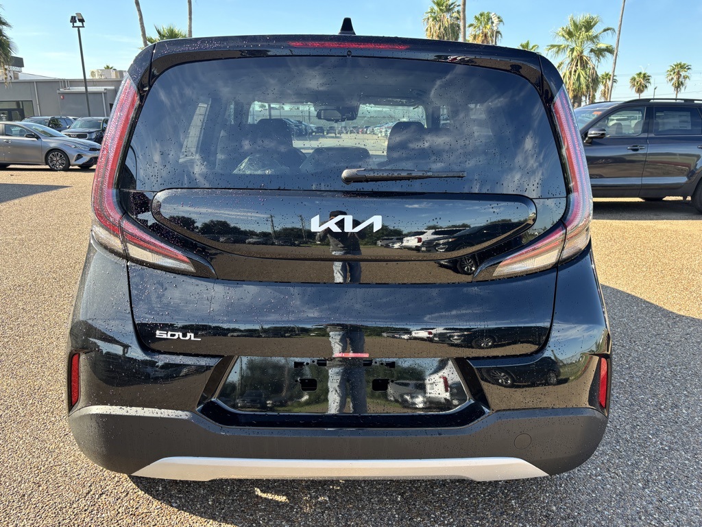 2025 Kia Soul S photo 3