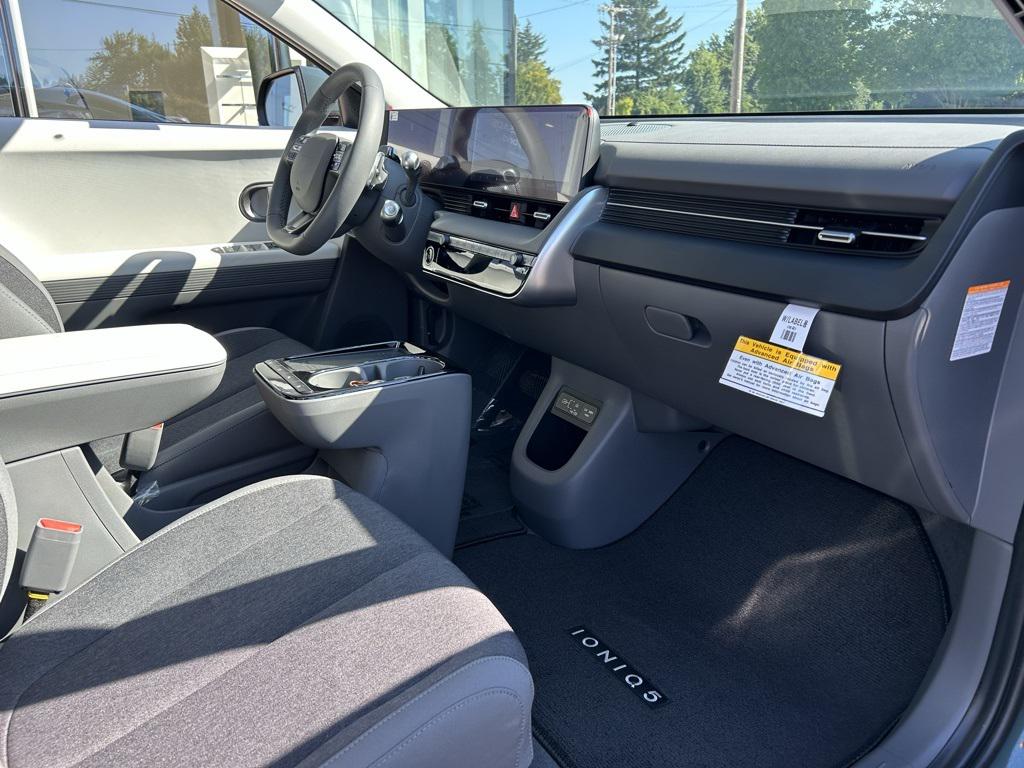 2025 Hyundai Ioniq 5 SE photo 26