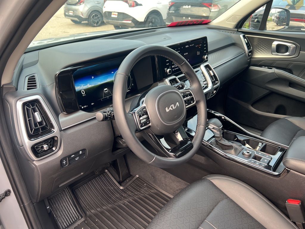 2023 Kia Sorento SX photo 3