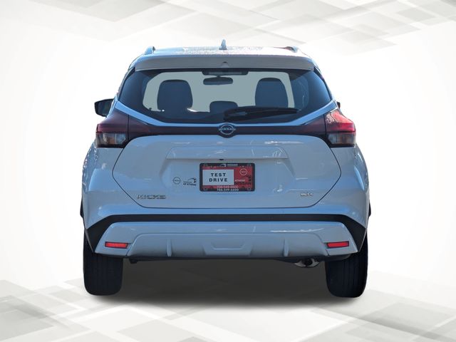 2024 Nissan Kicks SR photo 4