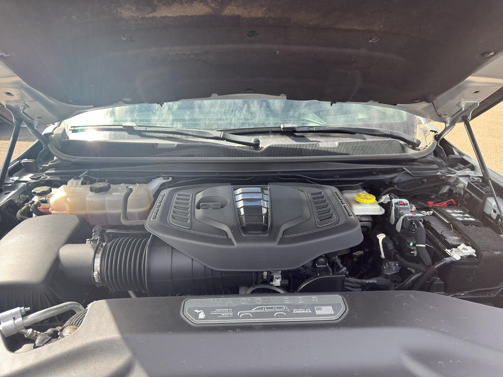 2023 Jeep Wagoneer Series III photo 17