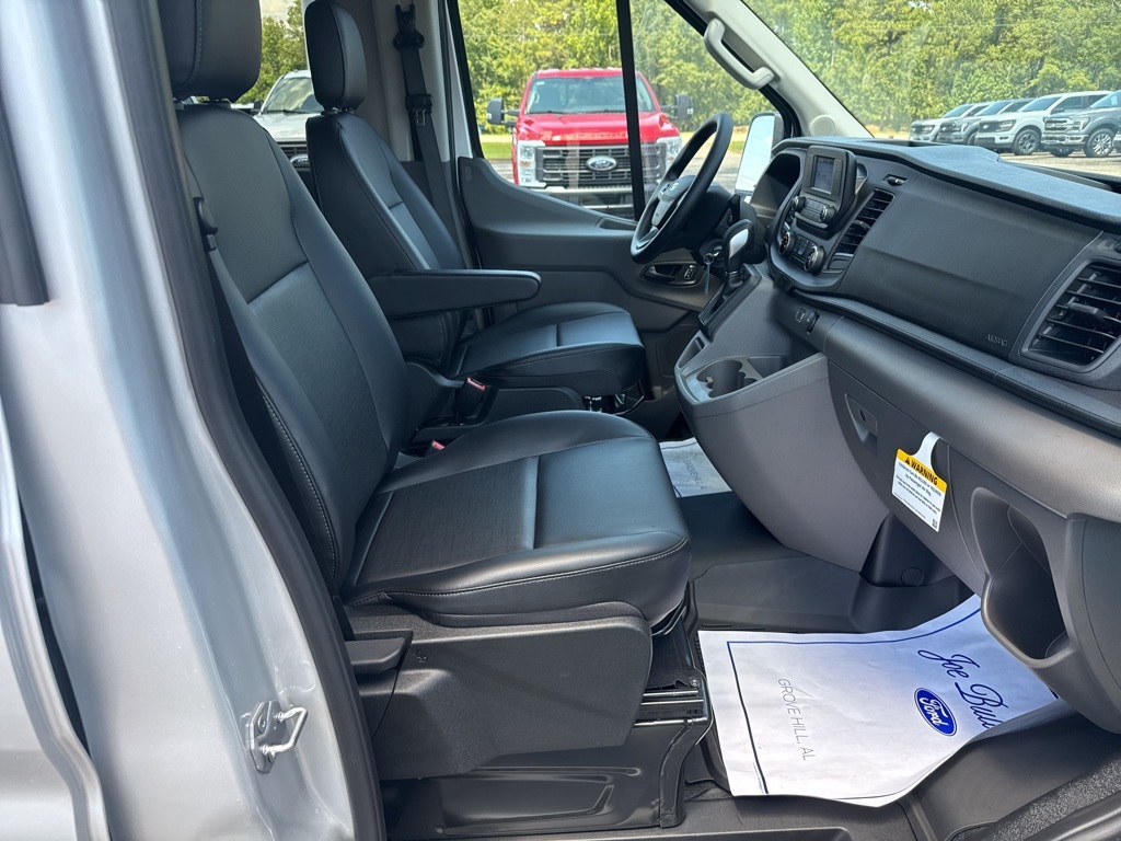 2025 Ford Transit Passenger Van XL photo 4
