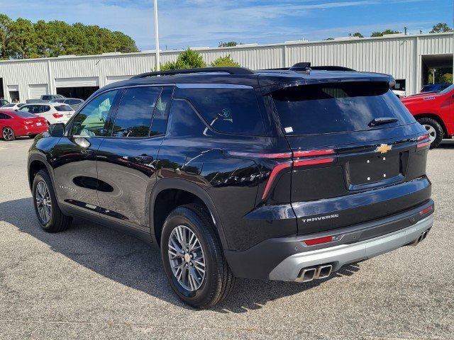 2026 Chevrolet Traverse photo 4