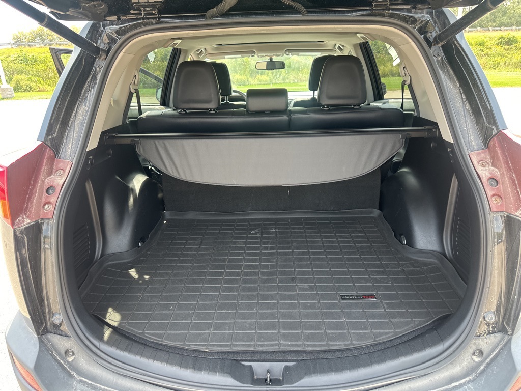 2013 Toyota RAV4 Limited photo 21
