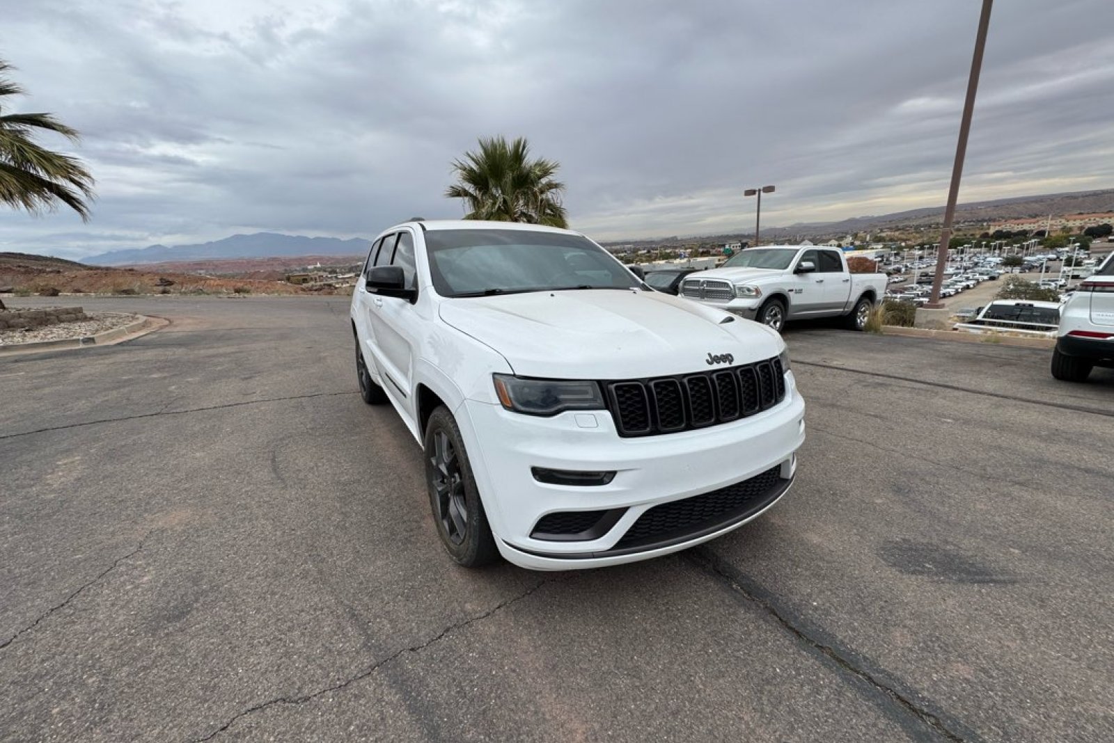2019 Jeep Grand Cherokee Limited X photo 4