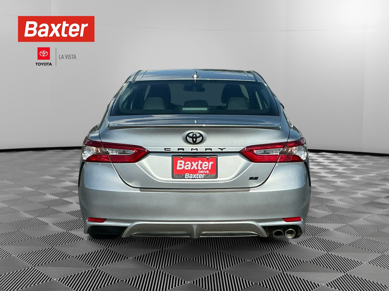 2019 Toyota Camry SE photo 7