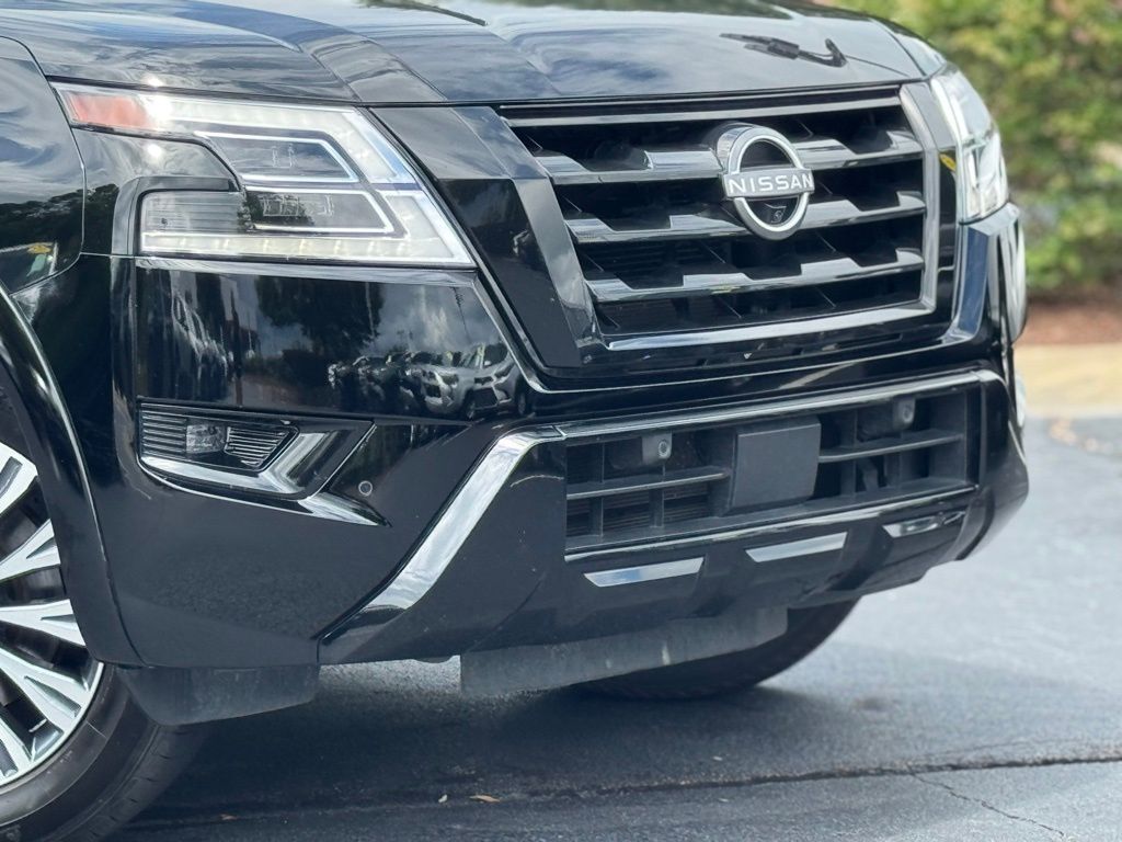 2023 Nissan Armada SL photo 2