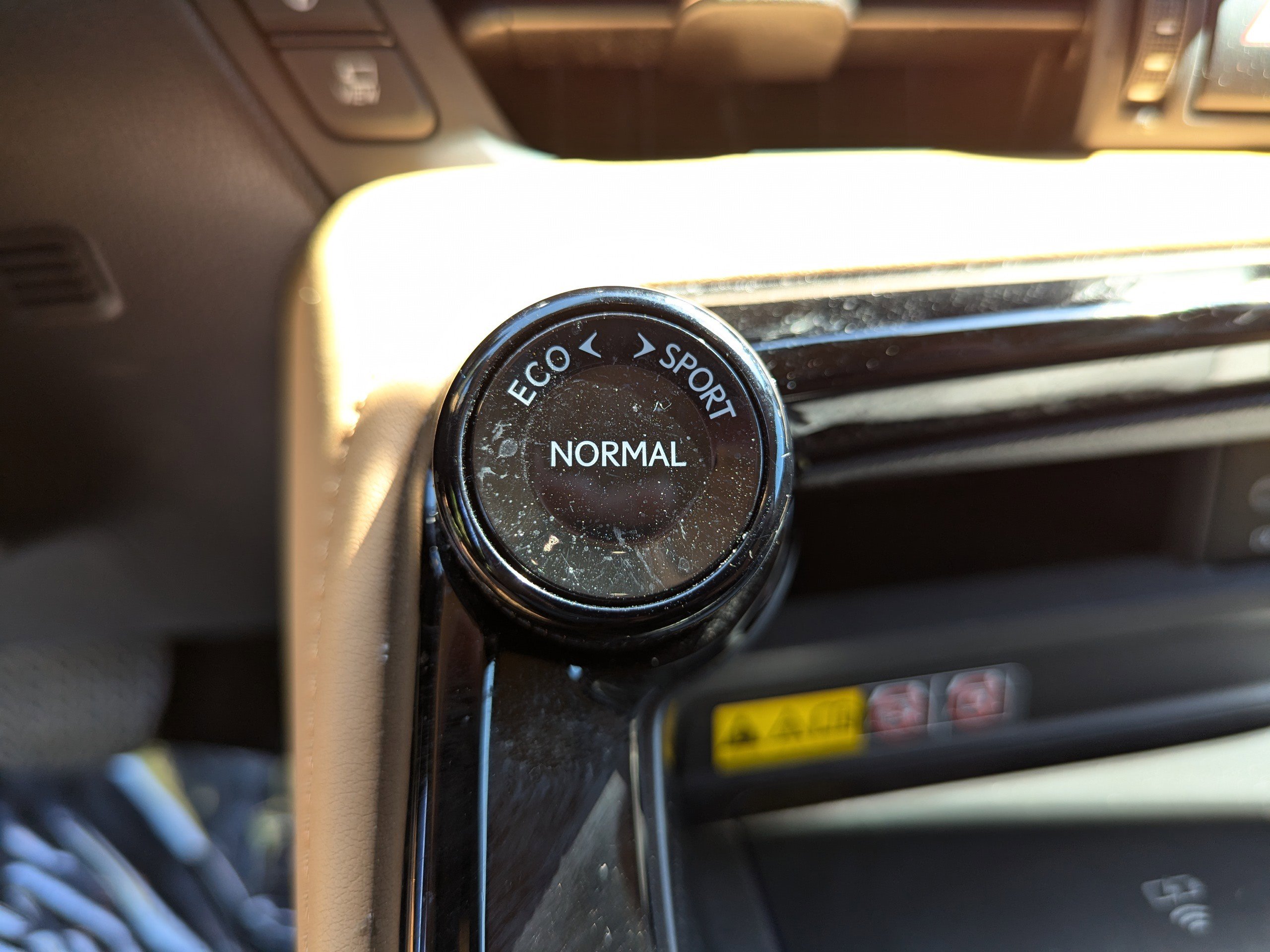 2025 Lexus NX 350h Luxury photo 27