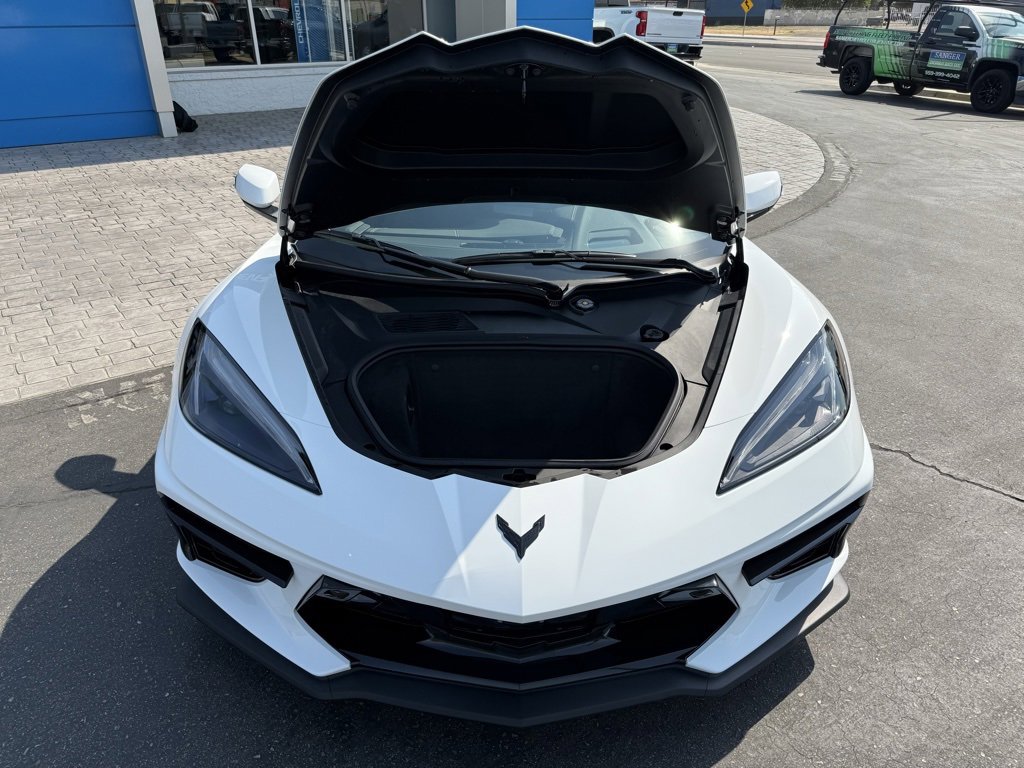 2025 Chevrolet Corvette Stingray 2LT photo 7