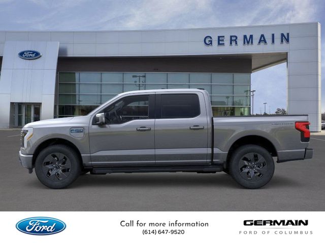 2025 Ford F-150 Lightning Lariat photo 3