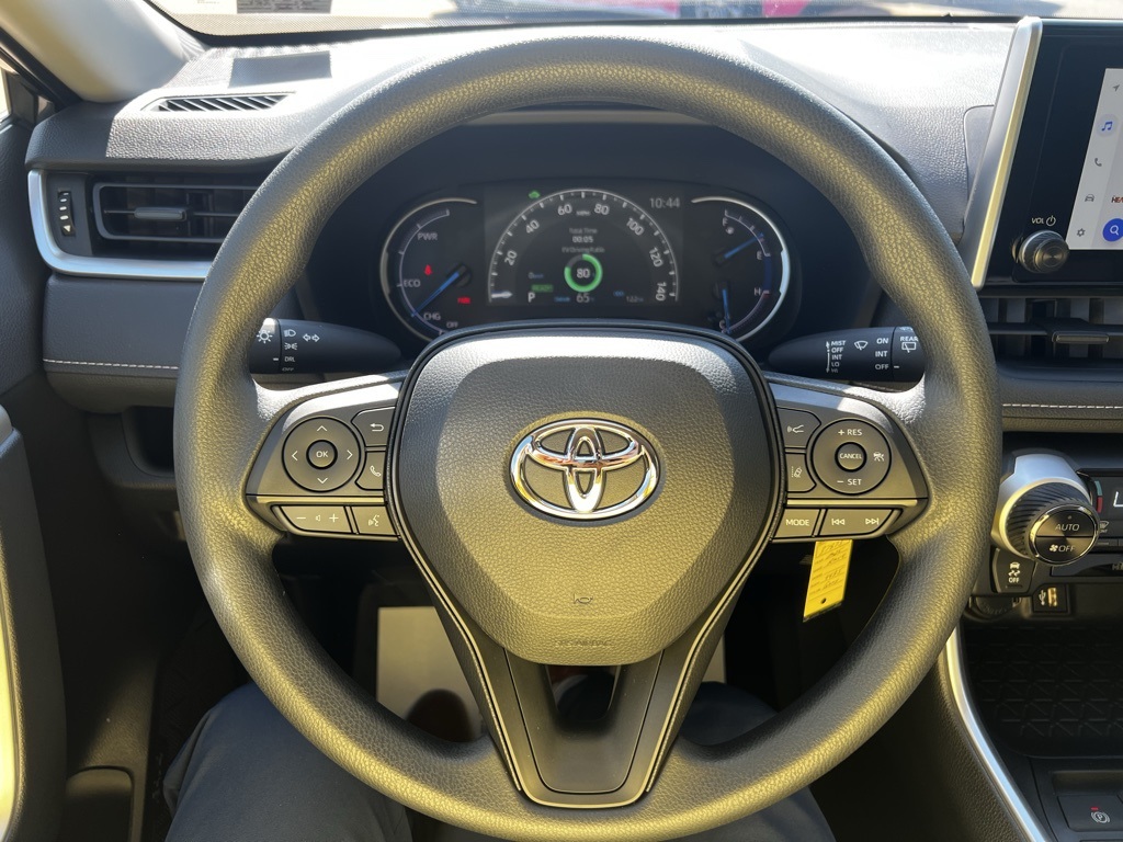 2025 Toyota RAV4 Hybrid LE photo 12
