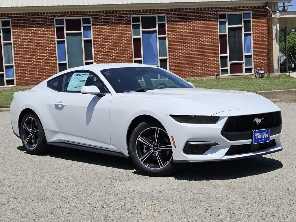 2025 Ford Mustang EcoBoost photo 2
