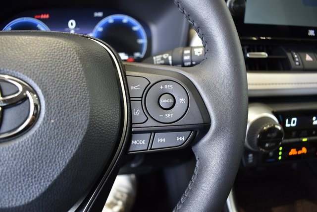 2024 Toyota RAV4 Hybrid Limited photo 19