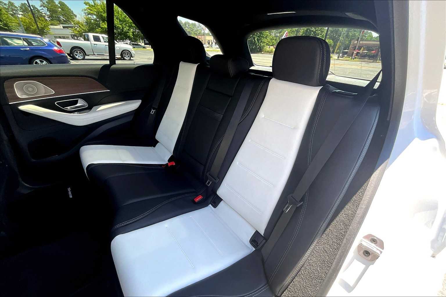 2025 Mercedes Benz GLE 450e 4MATIC photo 18