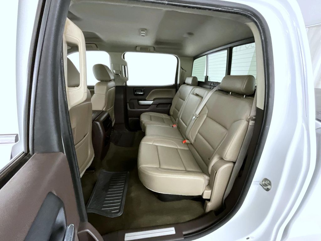 2015 Chevrolet Silverado 1500 LTZ photo 19