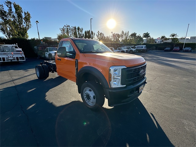 2026 Ford F-550 Super Duty Chassis Cab XL's photo