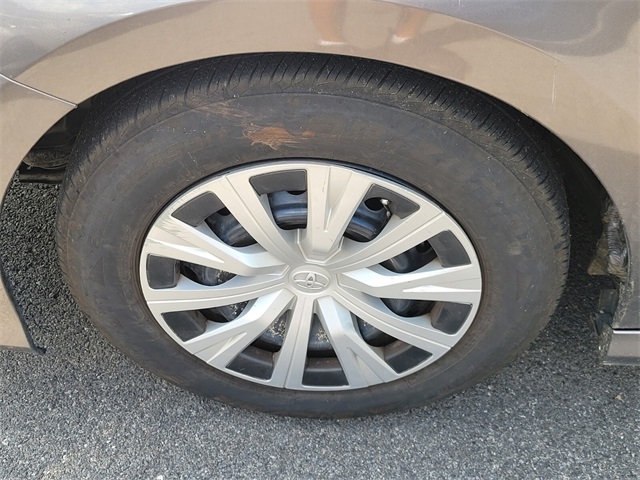 2018 Toyota Camry L photo 8