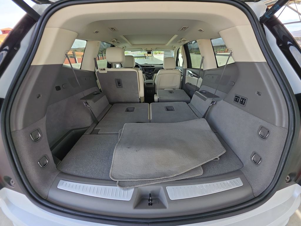 2022 Cadillac XT6 Premium Luxury photo 24