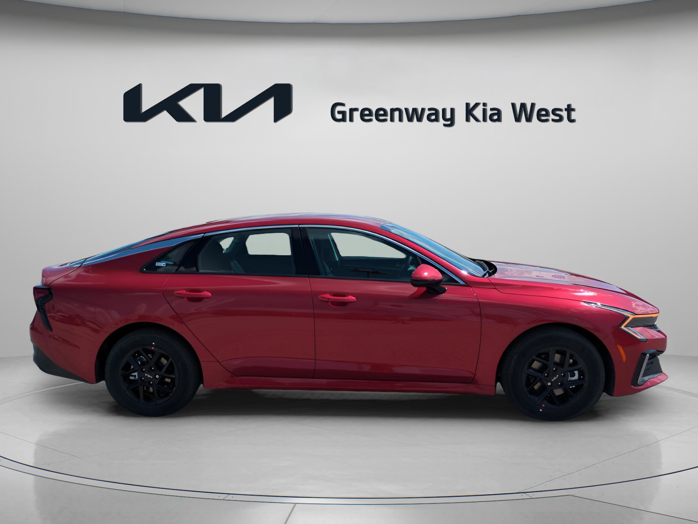 2025 Kia K5 LXS photo 8