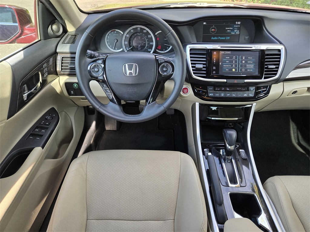 2016 Honda Accord EX-L photo 9