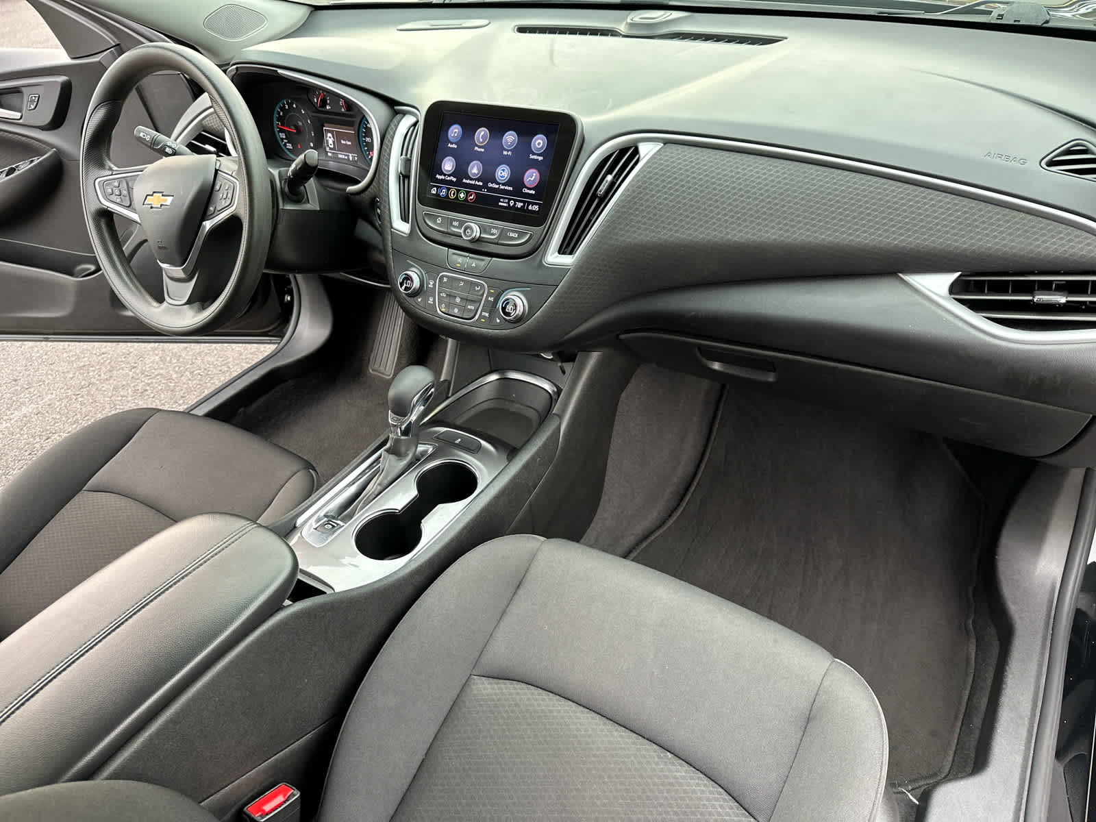 2023 Chevrolet Malibu 1LT photo 28