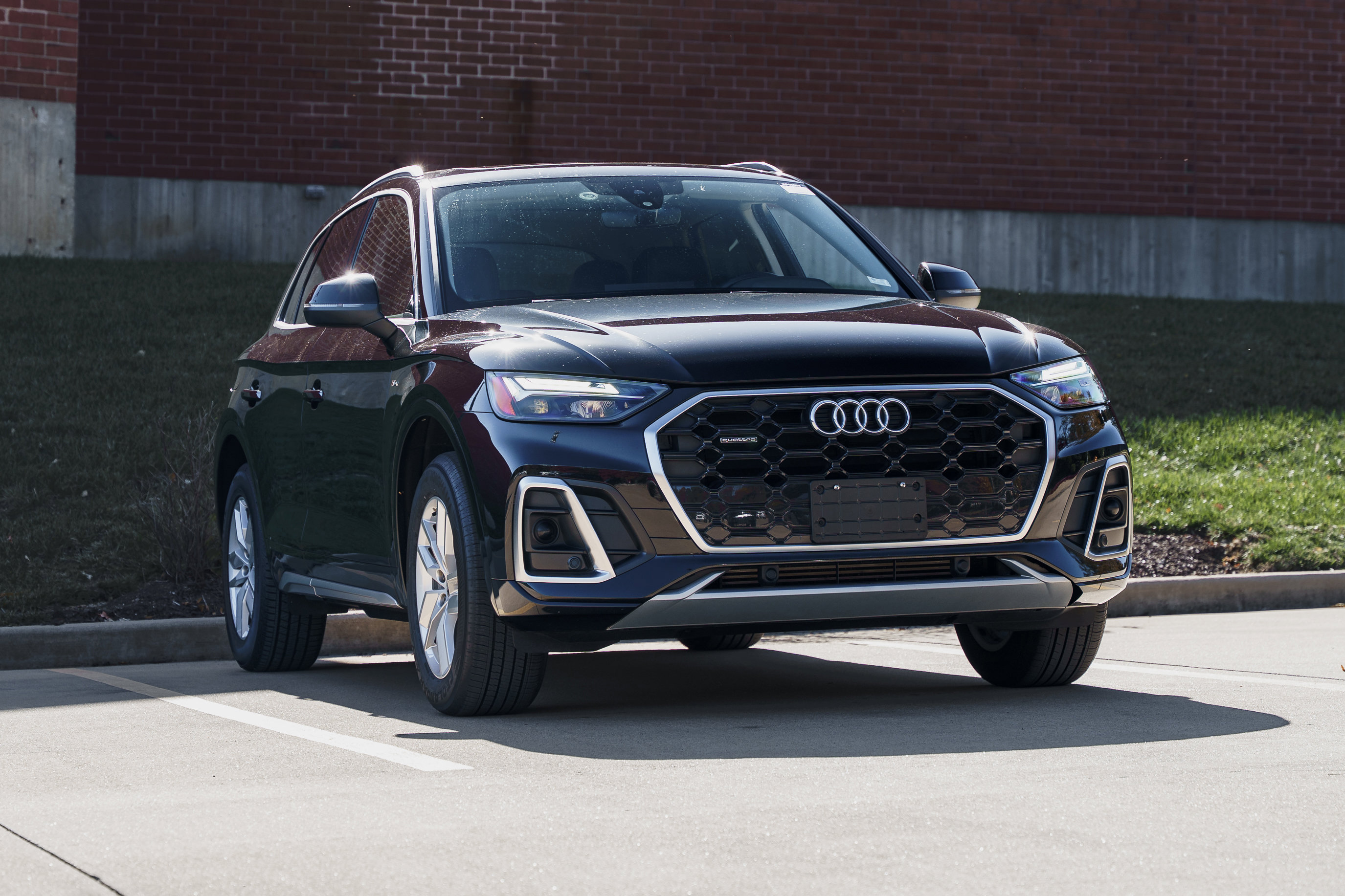 2023 Audi Q5 Premium's photo