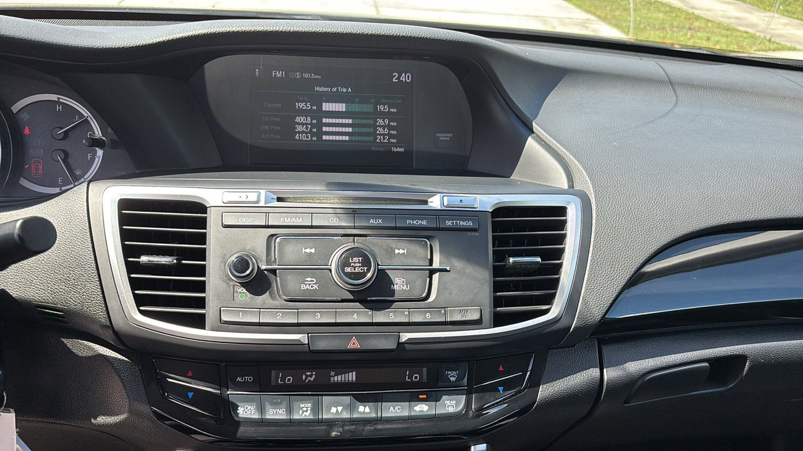 2016 Honda Accord LX photo 14