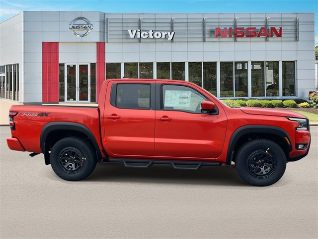 2026 Nissan Frontier Crew Cab PRO-4X photo 2