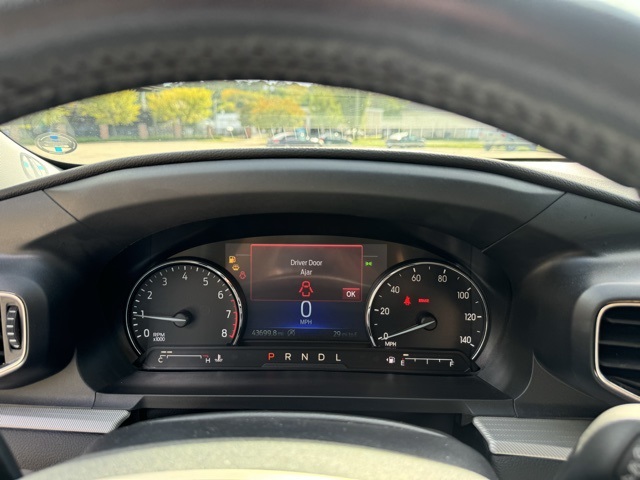 2023 Ford Explorer XLT photo 20