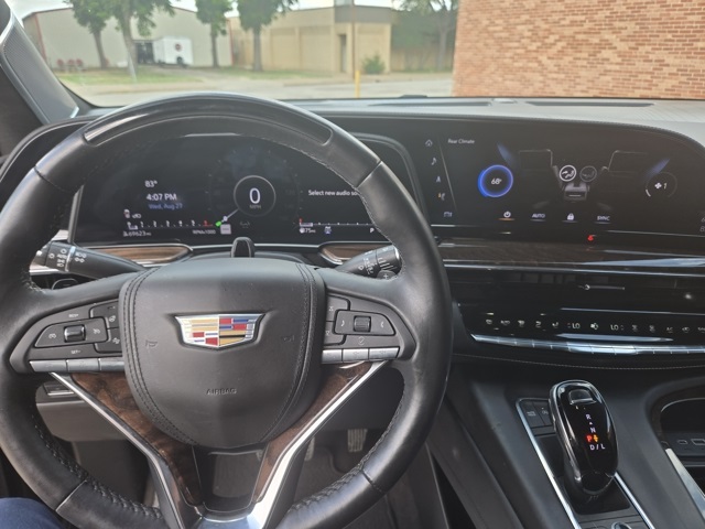2023 Cadillac Escalade Sport Platinum photo 9