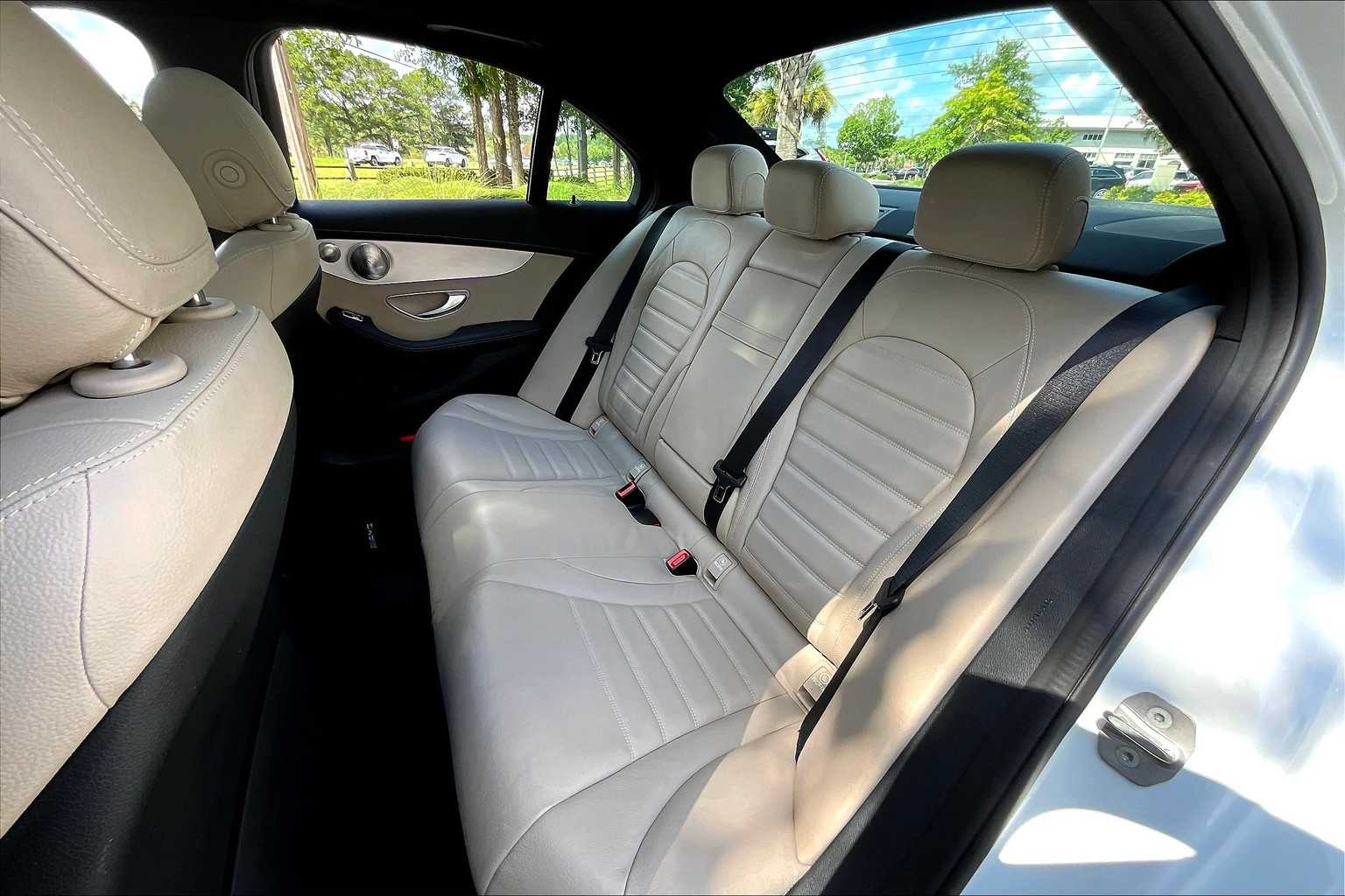 2021 Mercedes Benz C AMG 43 4MATIC photo 19