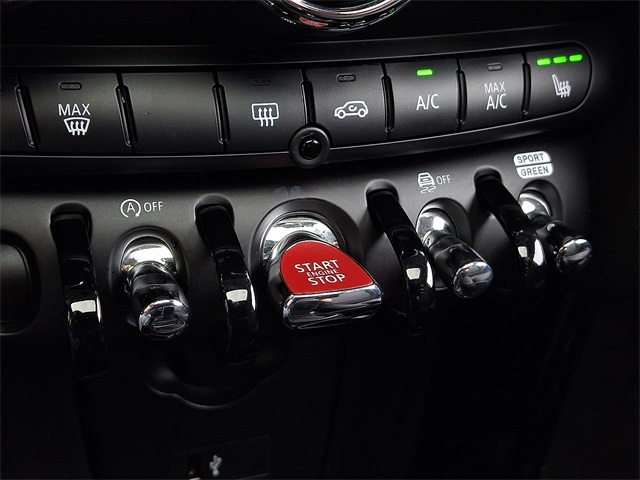 2024 Mini Cooper 2 Door Hardtop Signature photo 25