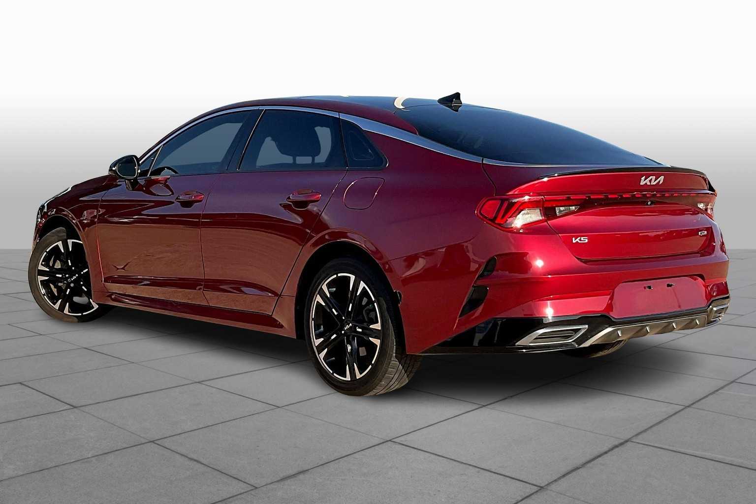 2023 Kia K5 GT-Line photo 10