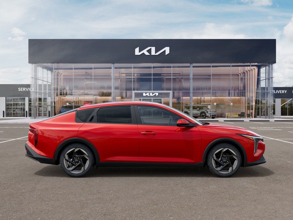 2025 Kia K4 EX photo 3