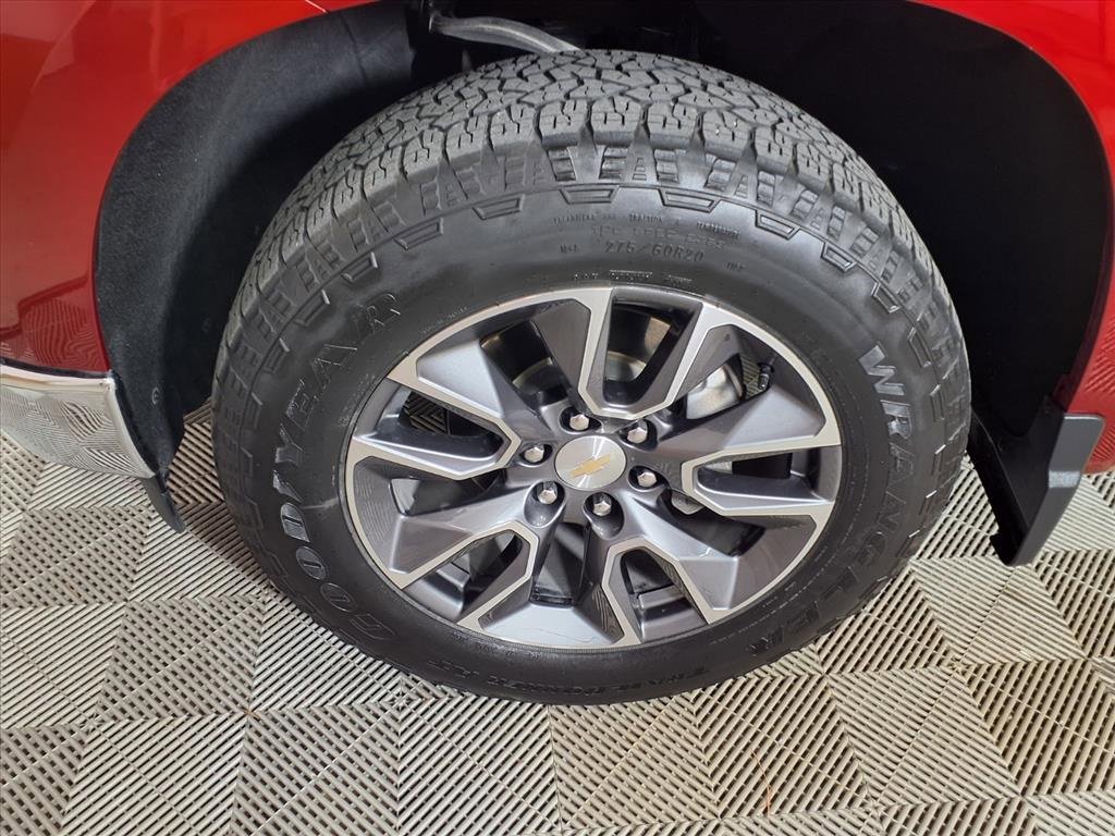 2023 Chevrolet Silverado 1500 LT photo 19