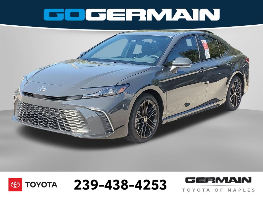 2026 Toyota Camry SE's photo