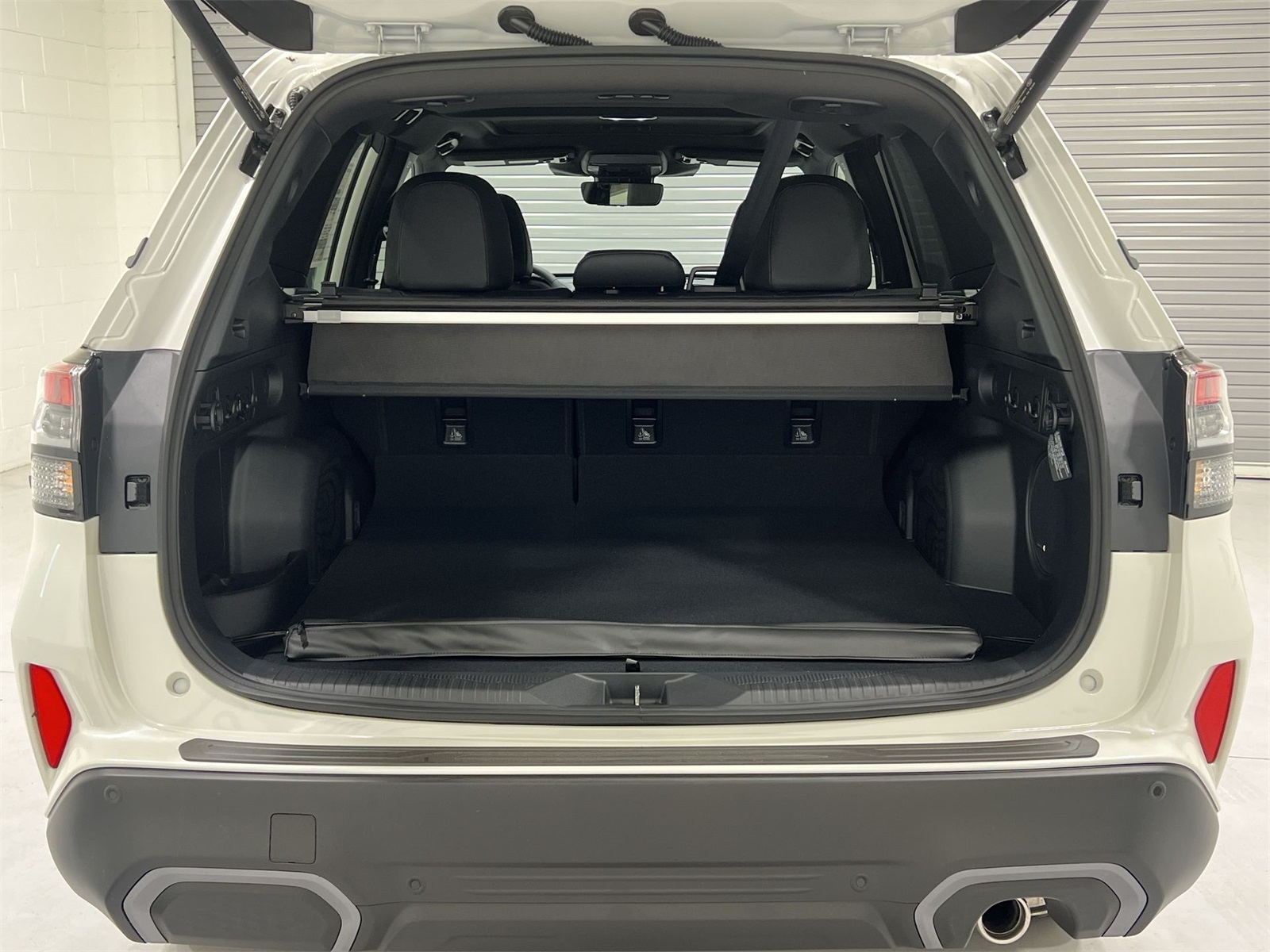 2025 Subaru Forester Limited photo 20