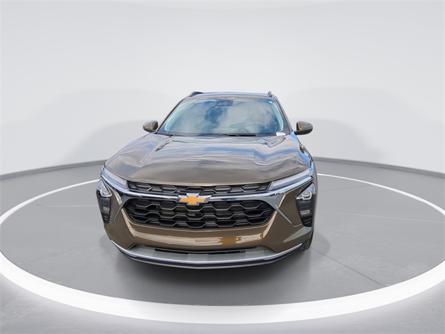 2024 Chevrolet Trax LT photo 3