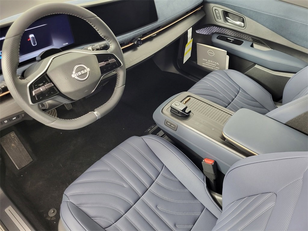 2025 Nissan ARIYA Platinum e-4ORCE photo 14