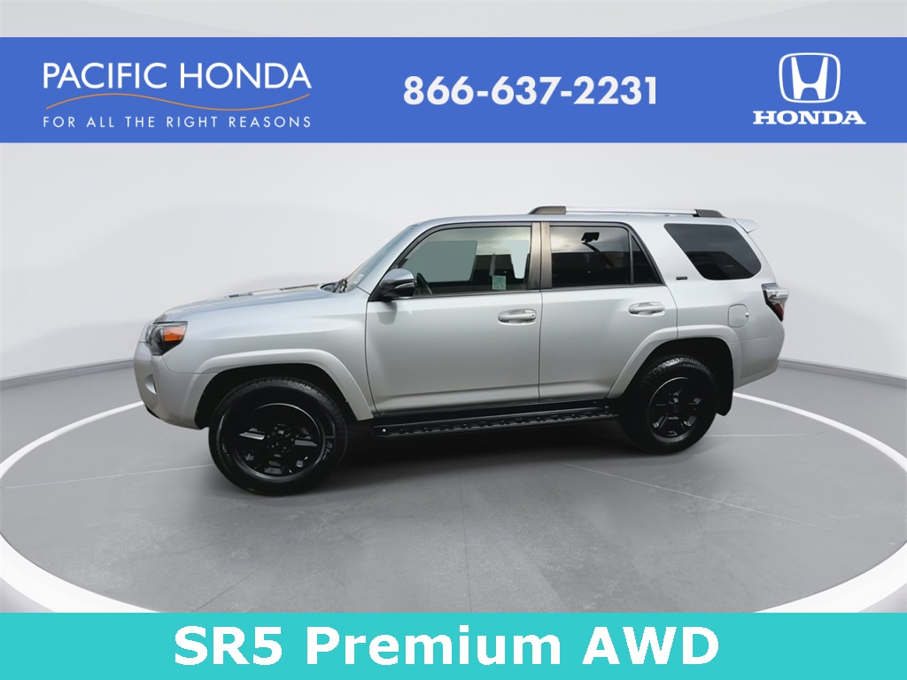 2020 Toyota 4Runner SR5 Premium photo 4