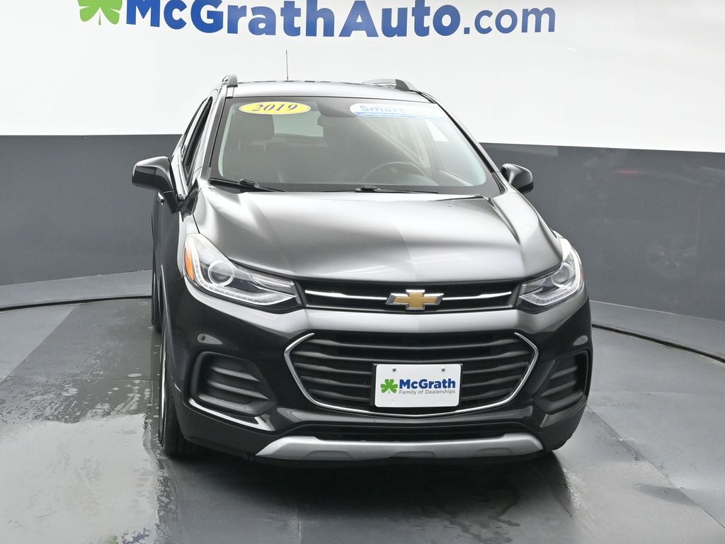2019 Chevrolet Trax LT photo 3