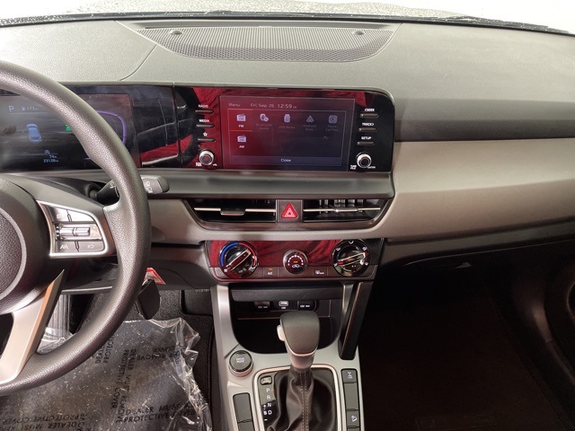 2024 Kia Seltos LX photo 20